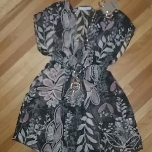 Long length top with short sleeve